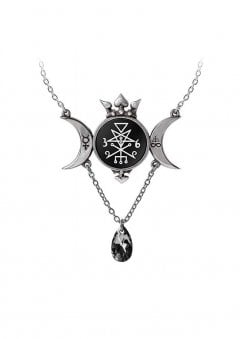 Wycca Queen Necklace